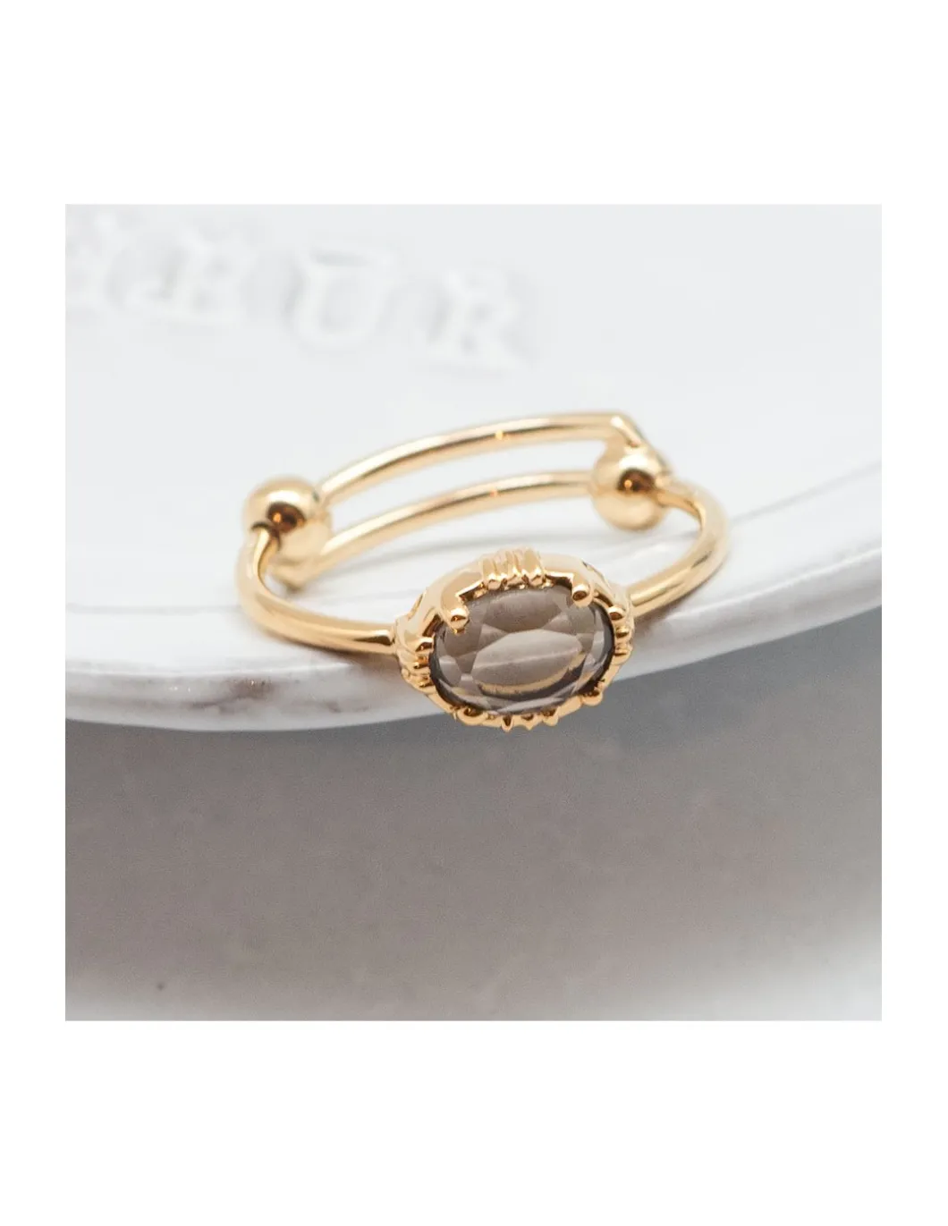 BAGUE PETITE PIERRE OVALE SERTIE QUARTZ FUMÉ