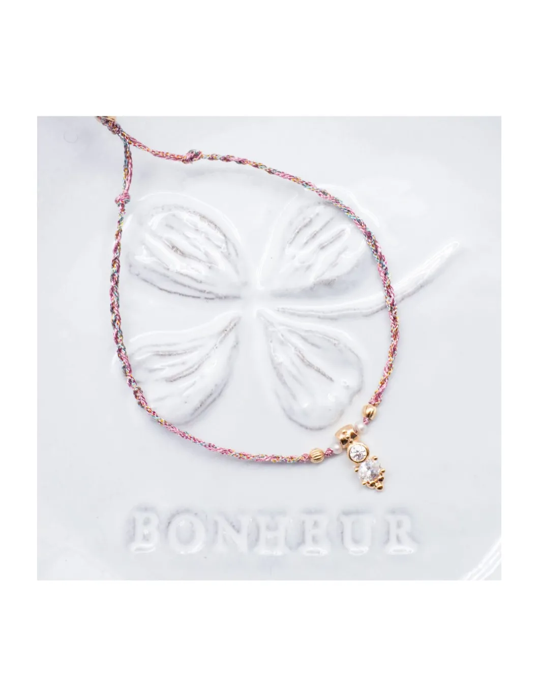 BIANCA - BRACELET CHARM CZ PERLES PLAQUÉES OR ET PERLES D'EAU DOUCE SUR LUREX TRESSÉ