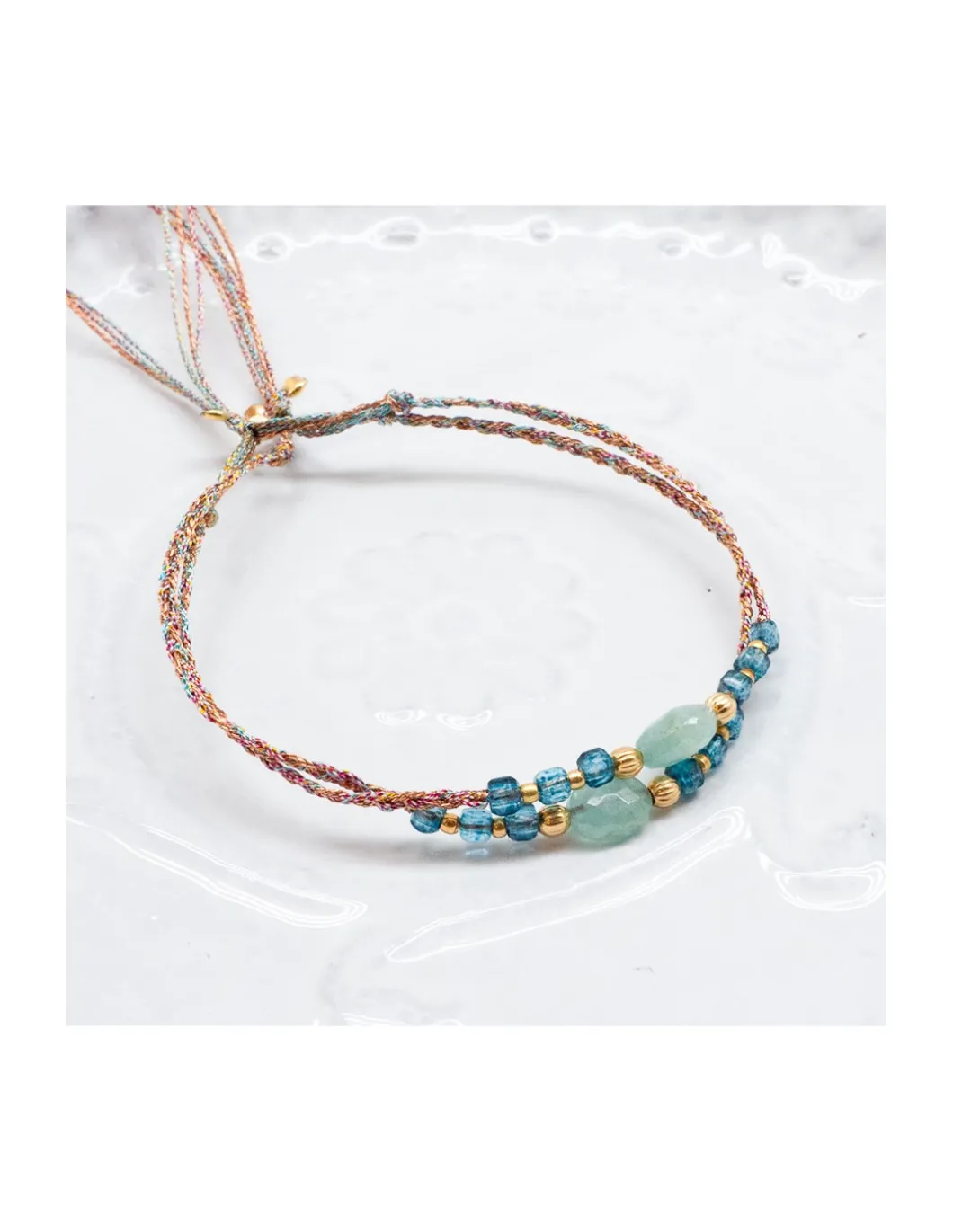 BIANCA - BRACELET GRANDIDIERITE ET LONDON BLUE QUARTZ SUR FIL LUREX
