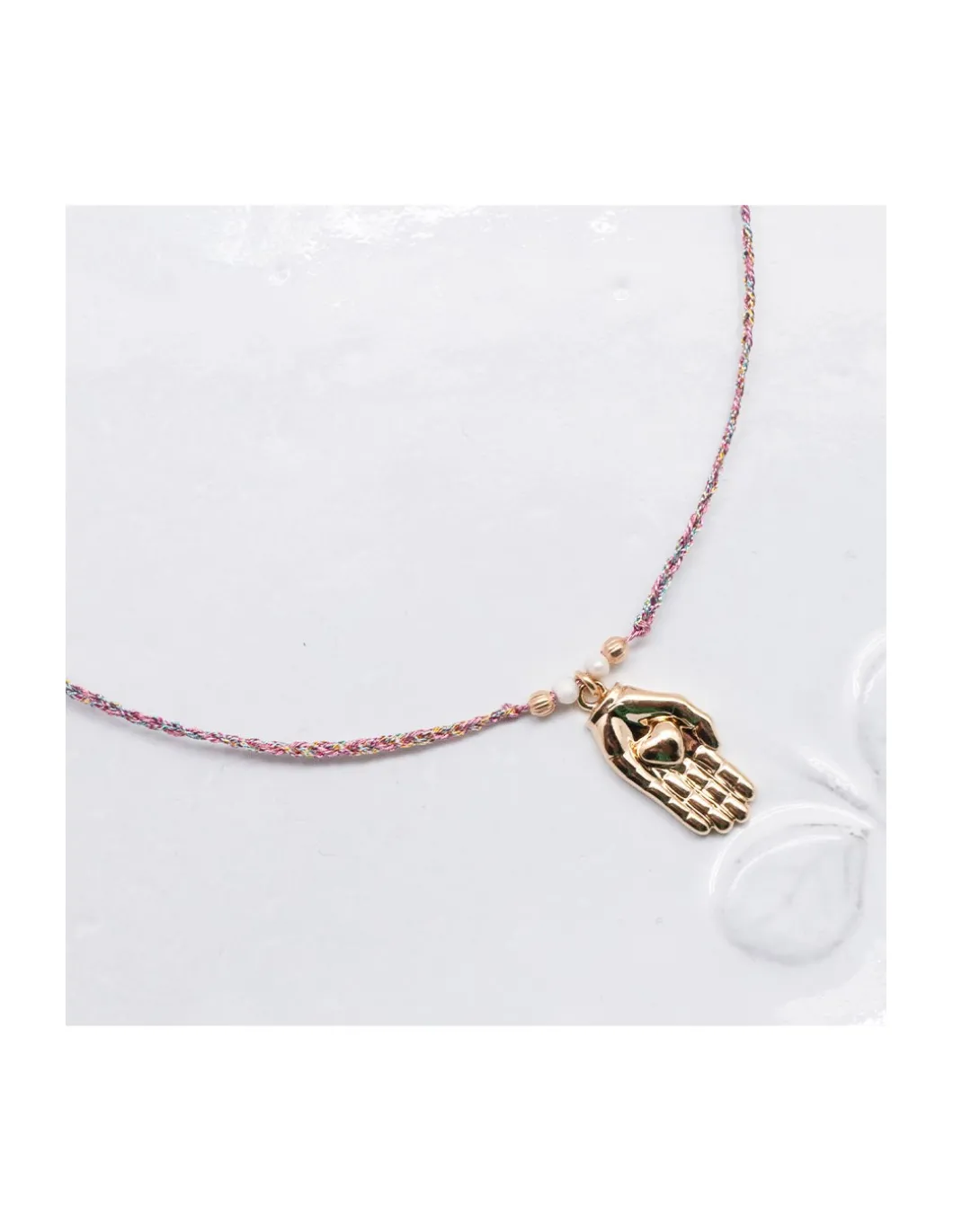 BIANCA - COLLIER CHARM MAIN AVEC COEUR