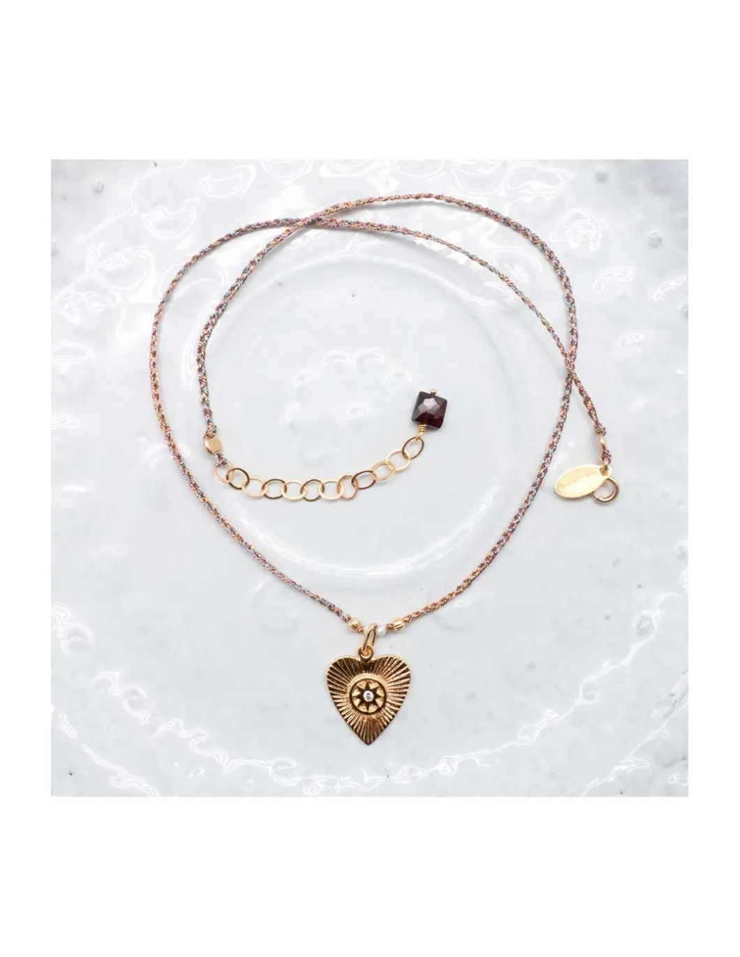 BIANCA - COLLIER MÉDAILLE COEUR VINTAGE SUR CORDON LUREX