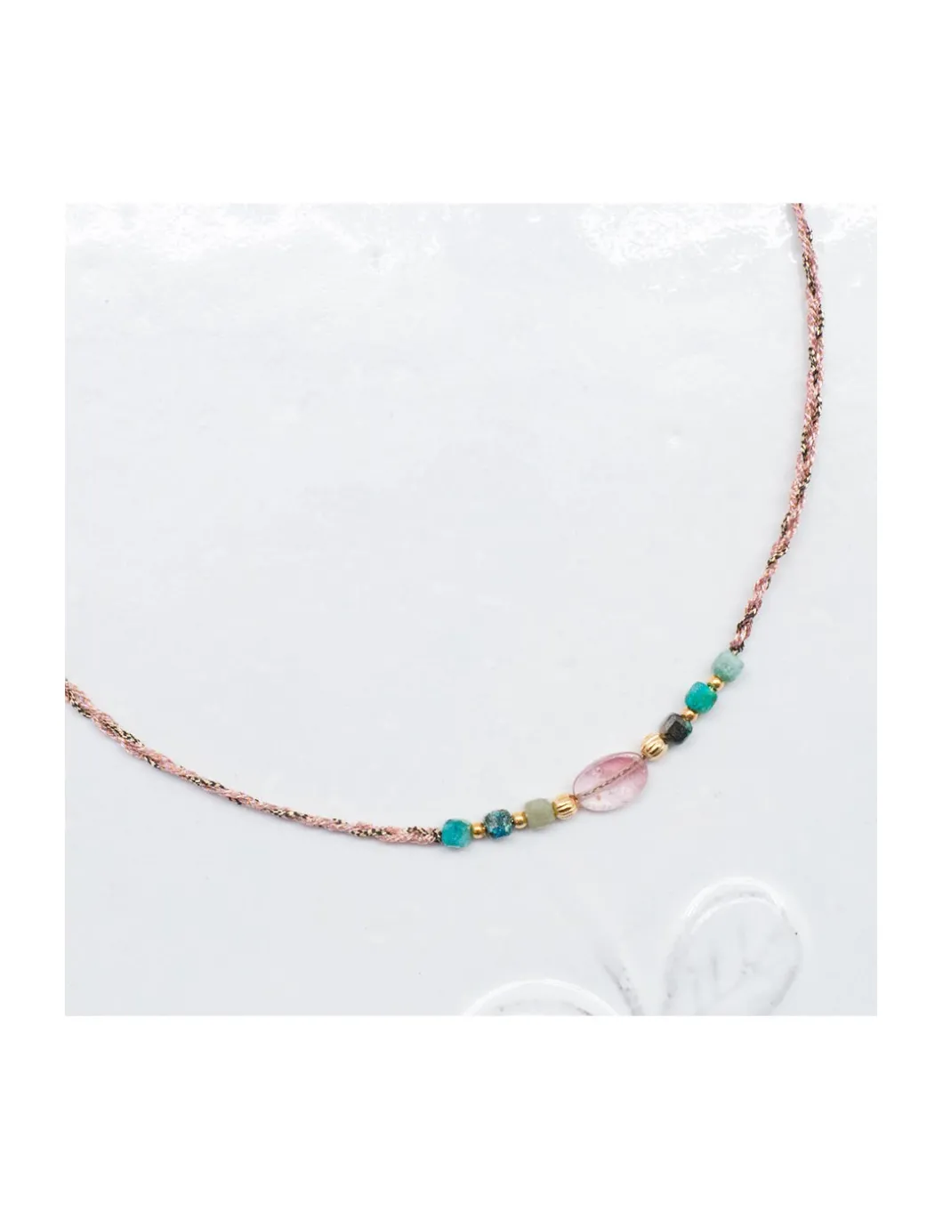 BIANCA - COLLIER TOURMALINE BICOLORE ET CHRYSOCOLLES CUBES SUR CORDON LUREX