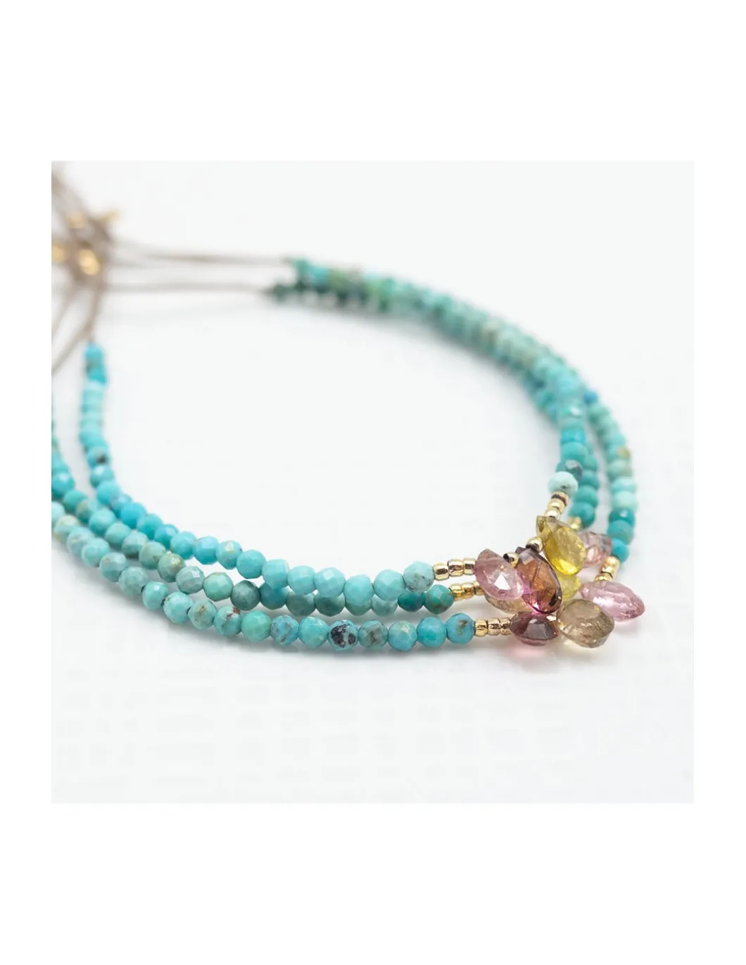 BROWNISH - BRACELET TURQUOISES ET GOUTTES TOURMALINES