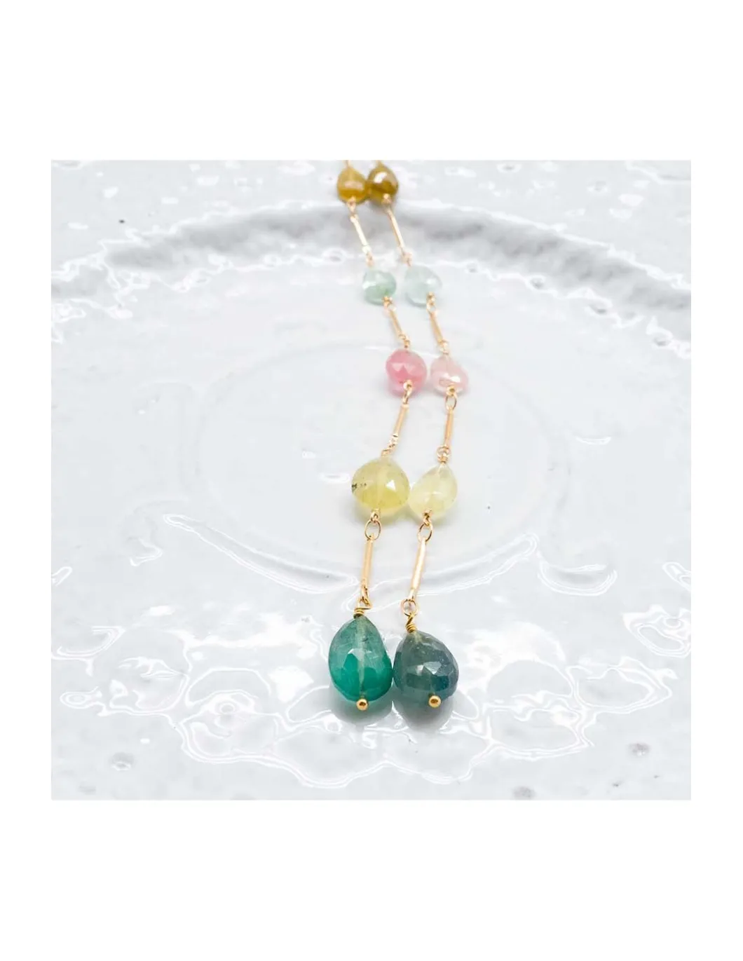 CANNES - BOUCLE D'OREILLE PUCE ZIRCON ET 5 TOURMALINES AFGHANES SUR CHAÎNE