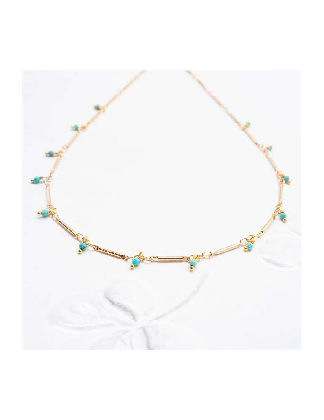 CANNES - COLLIER TURQUOISES SUR CHAÎNE TUBES FINS