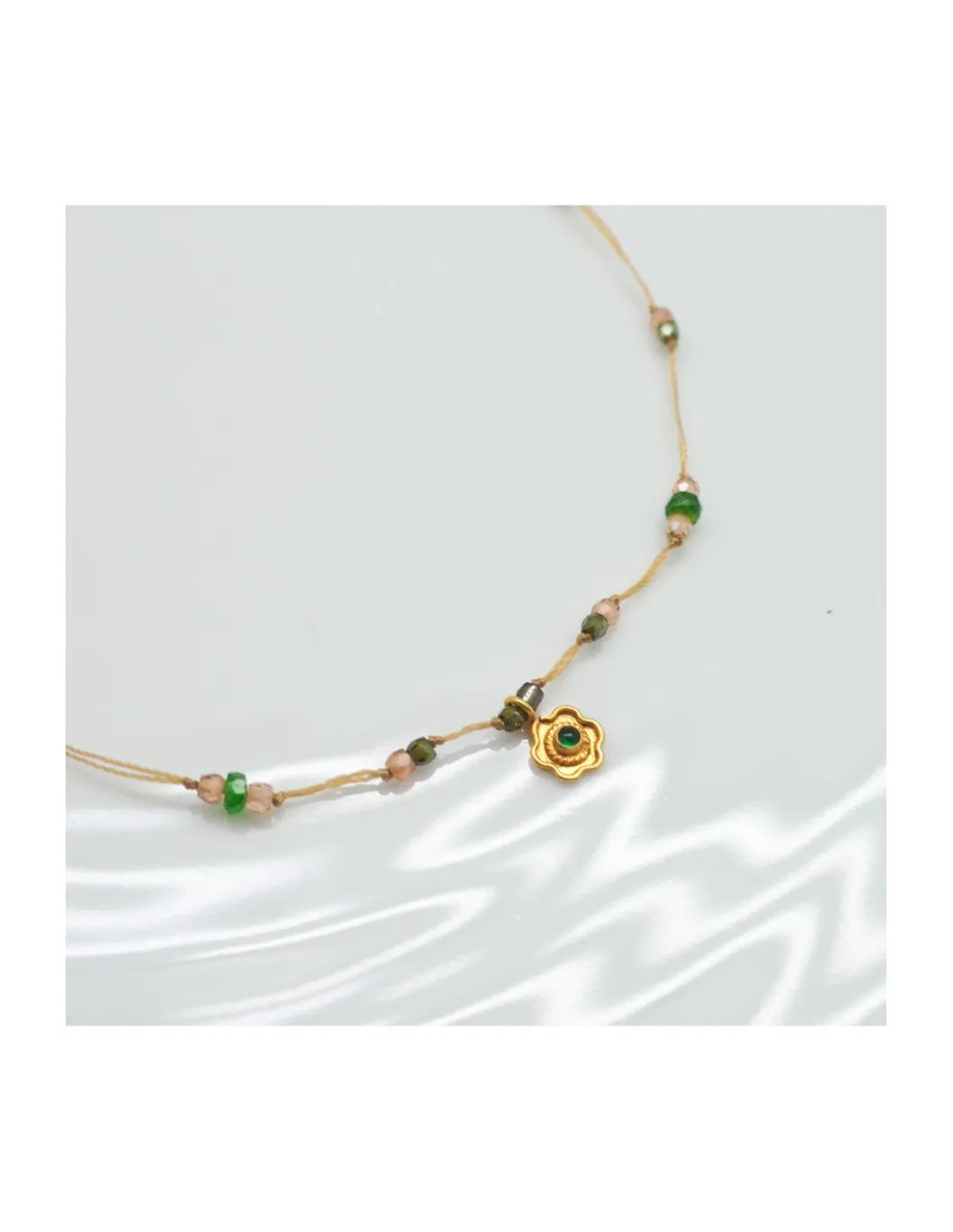 COLLIER COURT GOLDI FLEUR N°899