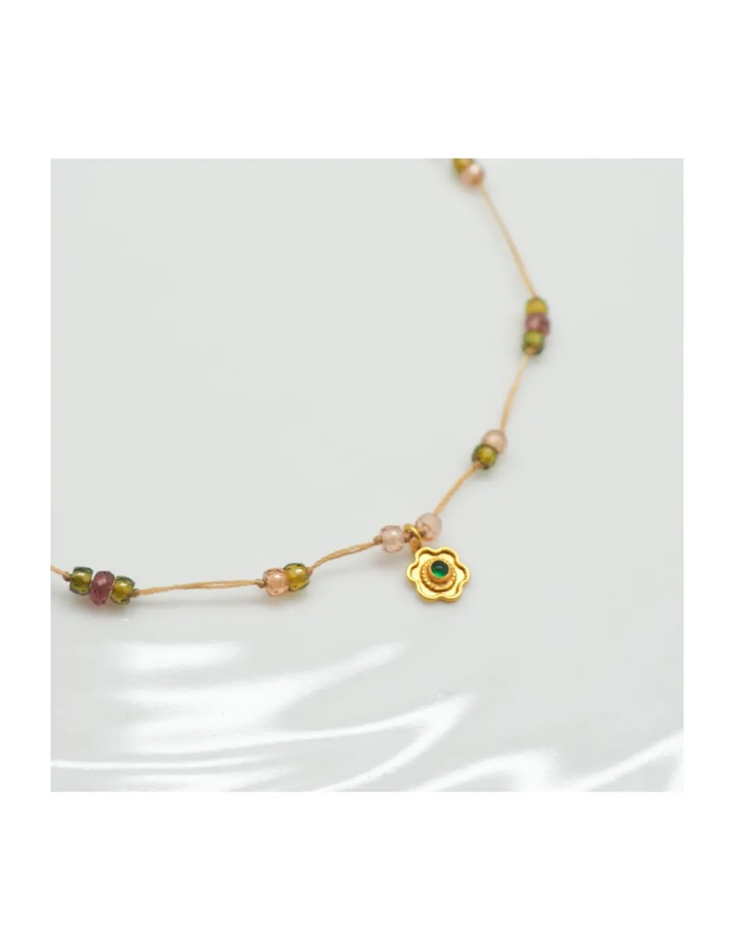 COLLIER COURT GOLDI FLEUR N°898