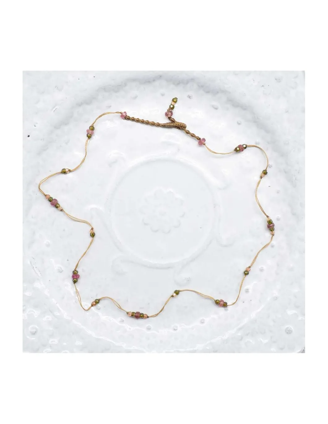 COLLIER COURT MIX DE PIERRES SEMI-PRÉCIEUSES - N°652