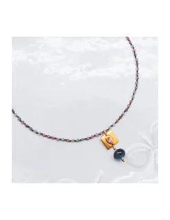 EVERGREEN - COLLIER GIGI MIX RUBIS ET SAPHIRS, CHARM CARRÉ AU CHOIX
