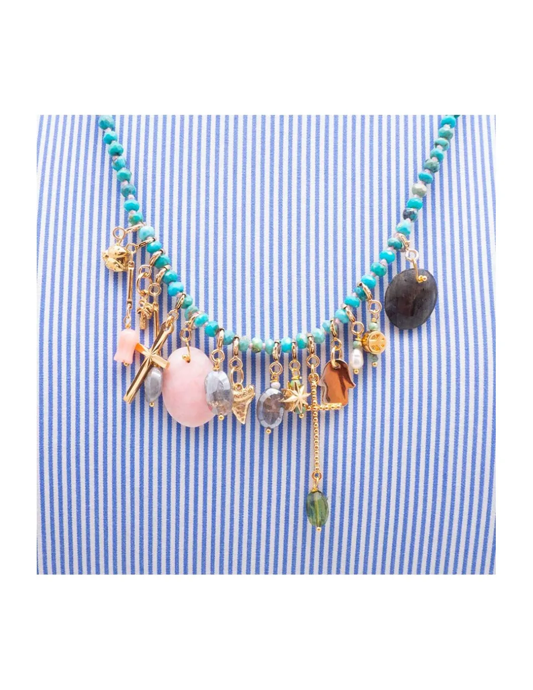 GIGI - COLLIER 50CM TURQUOISES RONDELLES NOUÉES ET CHARMS