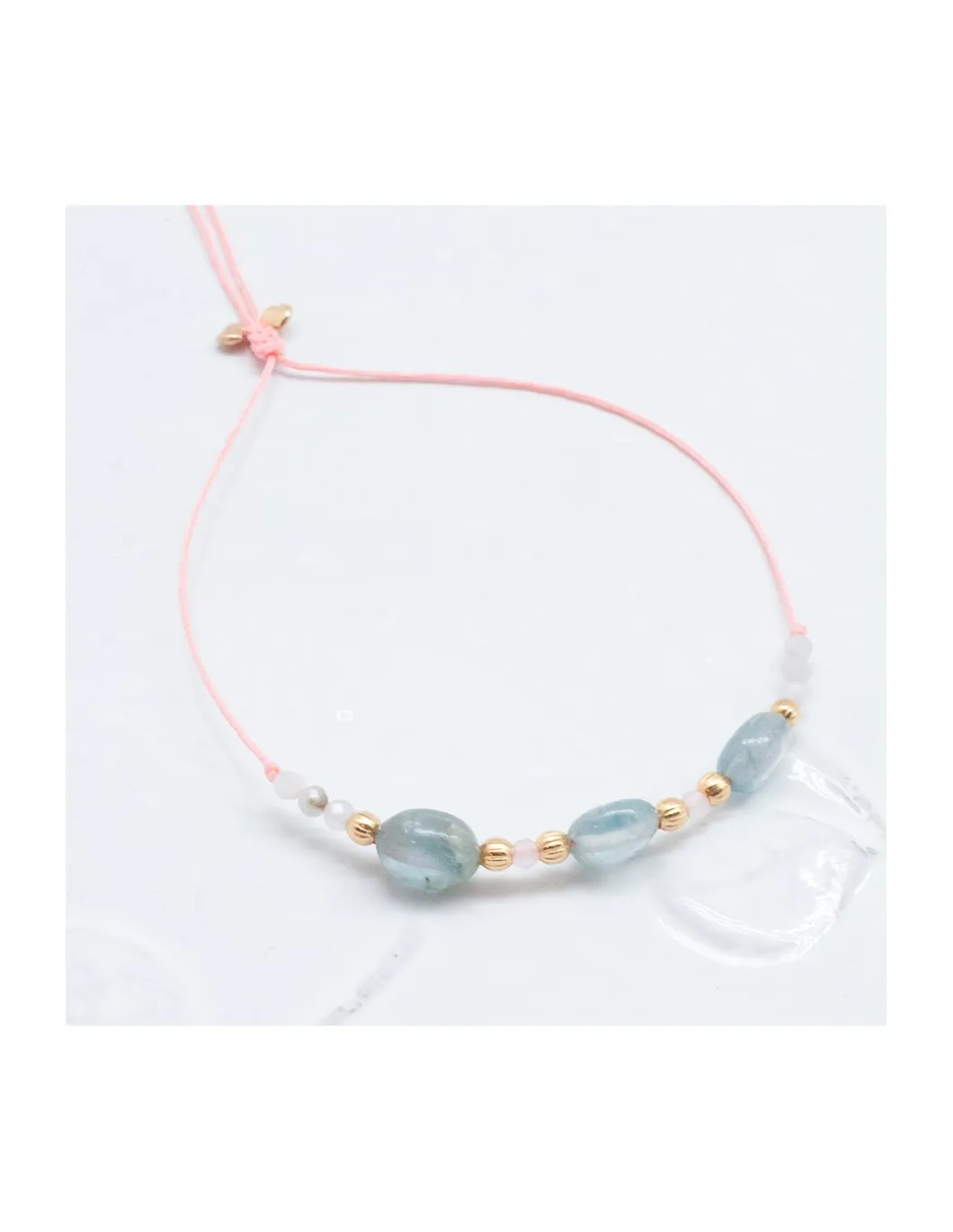 GRAZIA - BRACELET 3 AQUAKYANITES OVALES & 8 MORGANITES / AQUAMARINES SUR CORDON