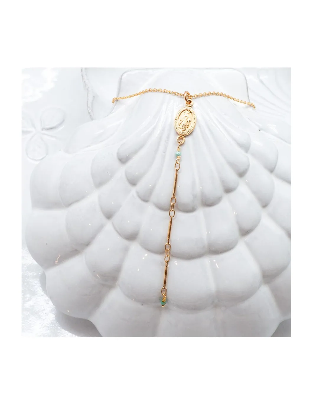 MADONE - COLLIER TURQUOISES ET MÉDAILLE MADONE