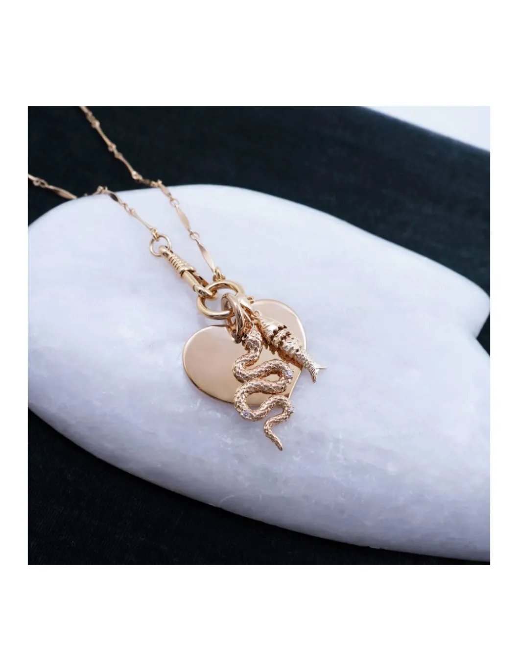 MÉDAILLES COEUR LISSE (30 MM), SERPENT ET MINI POISSON (47€ à 61€)