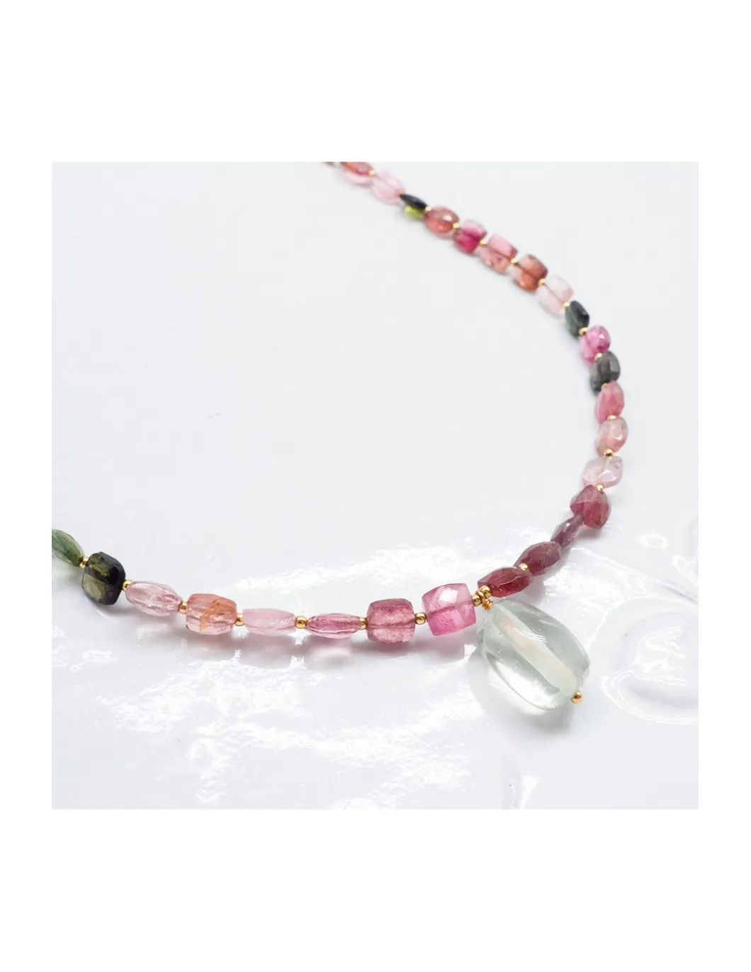 ONE OF A KIND - COLLIER FULL TOURMALINES CARRÉES + SMOOTH GREEN AMETHYSTE NUGGET EN PAMPILLE