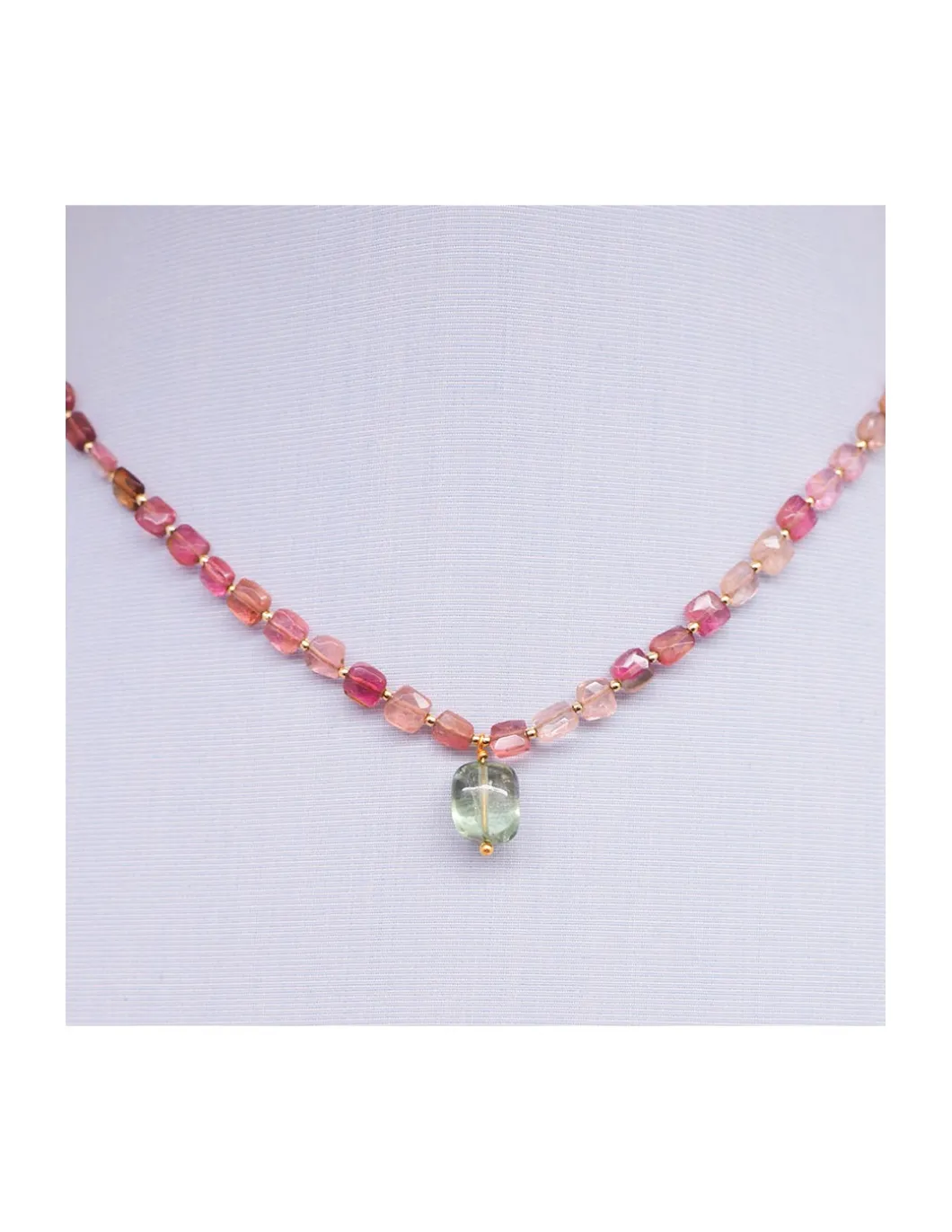 ONE OF A KIND - COLLIER COURT TOURMALINES CARRÉES ET TOURMALINE PICASSO VERTE