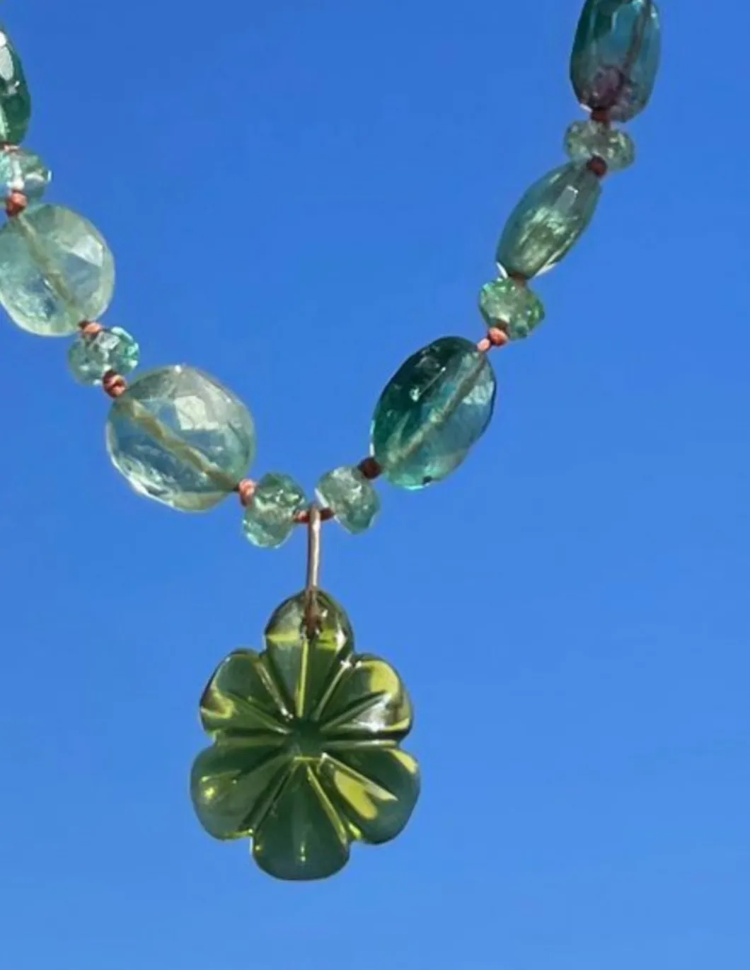 ONE OF A KIND - COLLIER COURT TOURMALINES VERTE ET FLEUR TOURMALINE VERTE