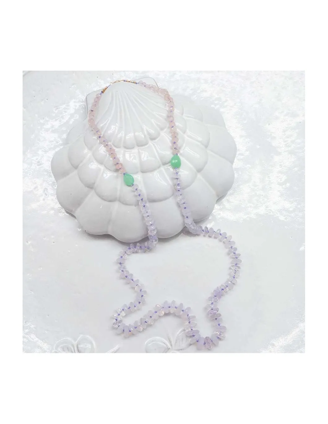 ONE OF A KIND - COLLIER LAVENDER QUARTZ RONDELLES ET CHRYSOPRASES PEAR