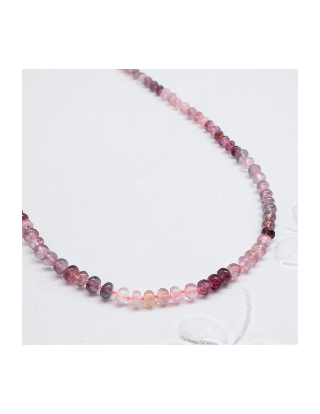 ONE OF A KIND - COLLIER LONG NOUÉ AVEC SPINELLES MULTICOLORES